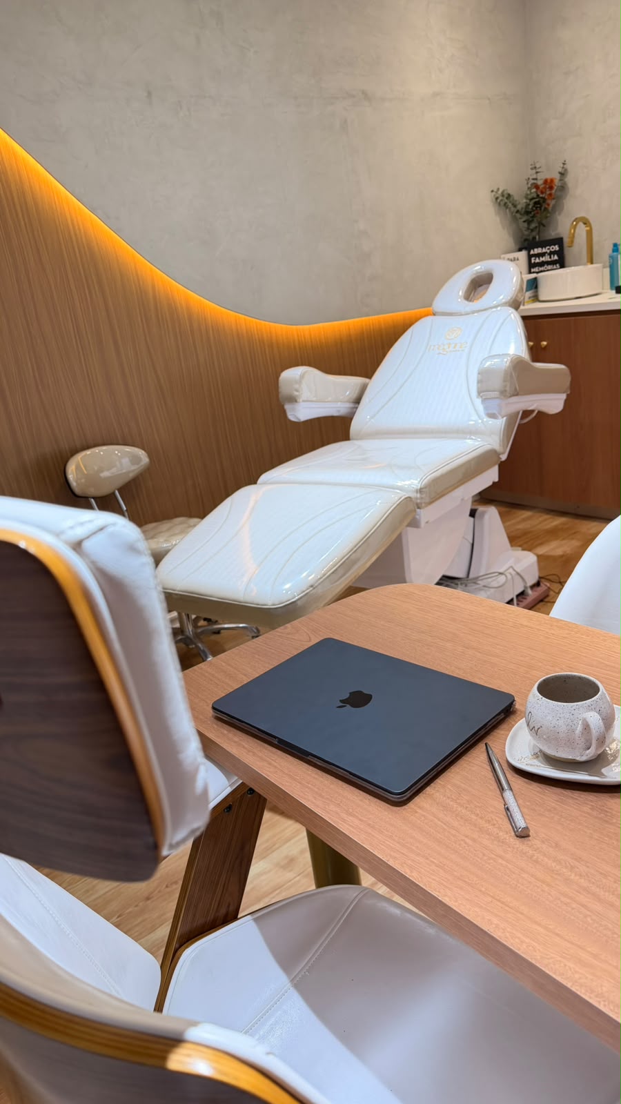 Magnna Clinic & Co.